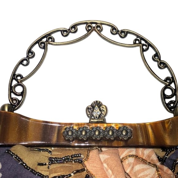 Vintage Floral Bag with Beaded Accents and Decorative Metal Handle and Clasp - Picture 4 of 13